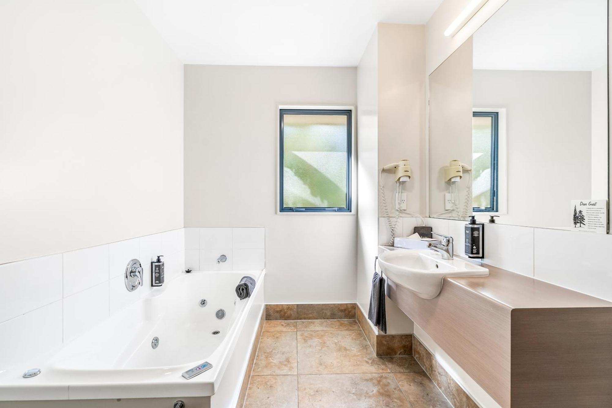 Bella Vista Motel Whangarei Bagian luar foto